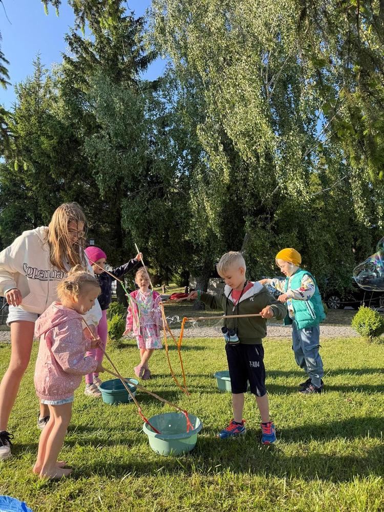 Aktywności grupowe podczas półkolonii żeglarskich